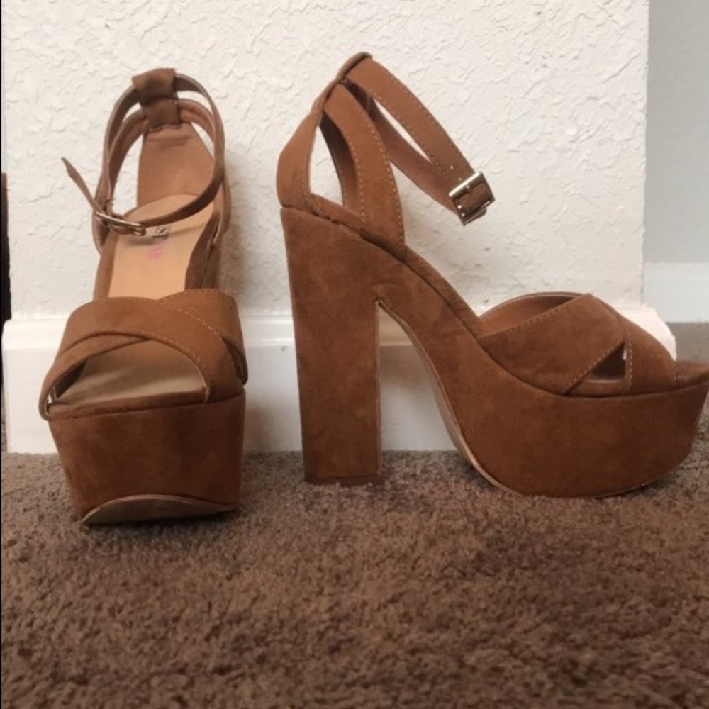 JustFab brown suede retro heels